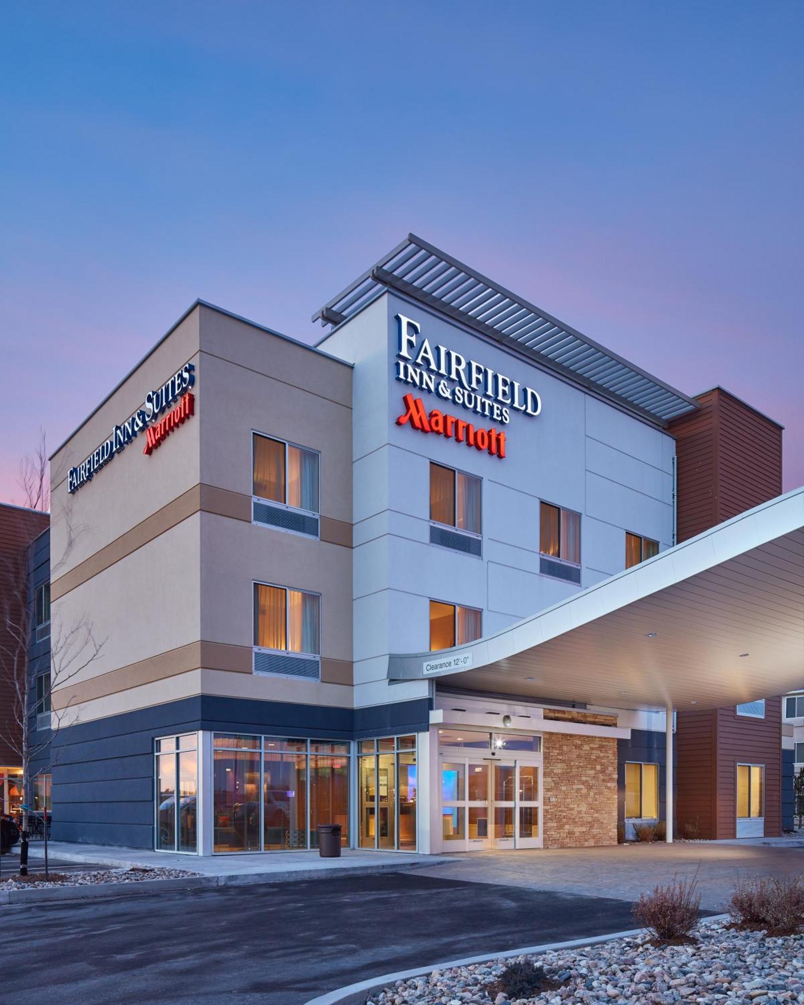 Fairfield Inn & Suites By Marriott Роулинс Экстерьер фото
